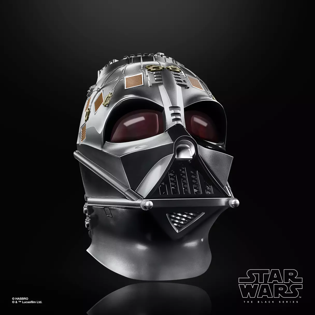 SW Black Series Darth Vader Premium Electronic Helmet 3