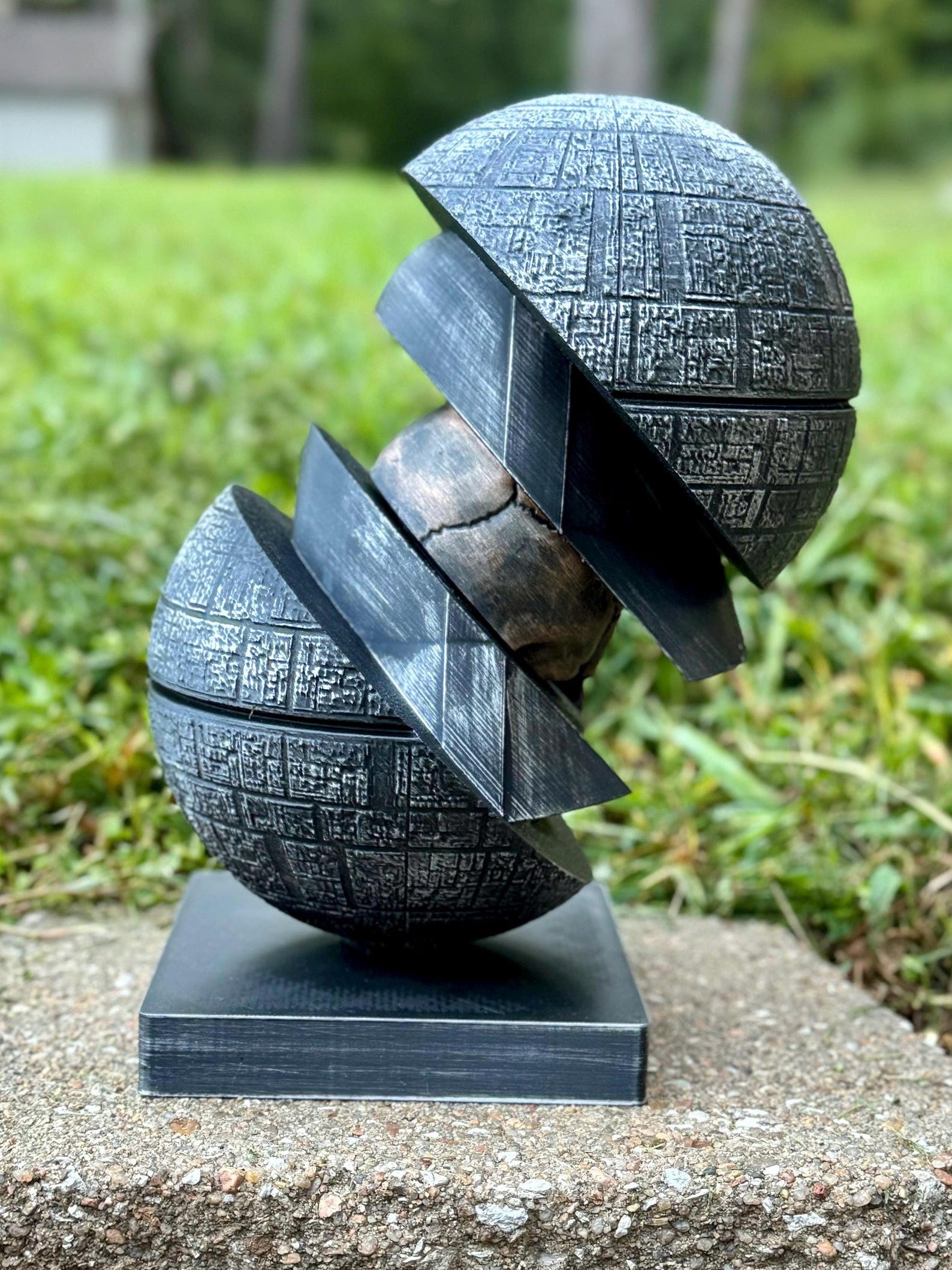 SW Death Star Darth Vader Skull Figurine 2