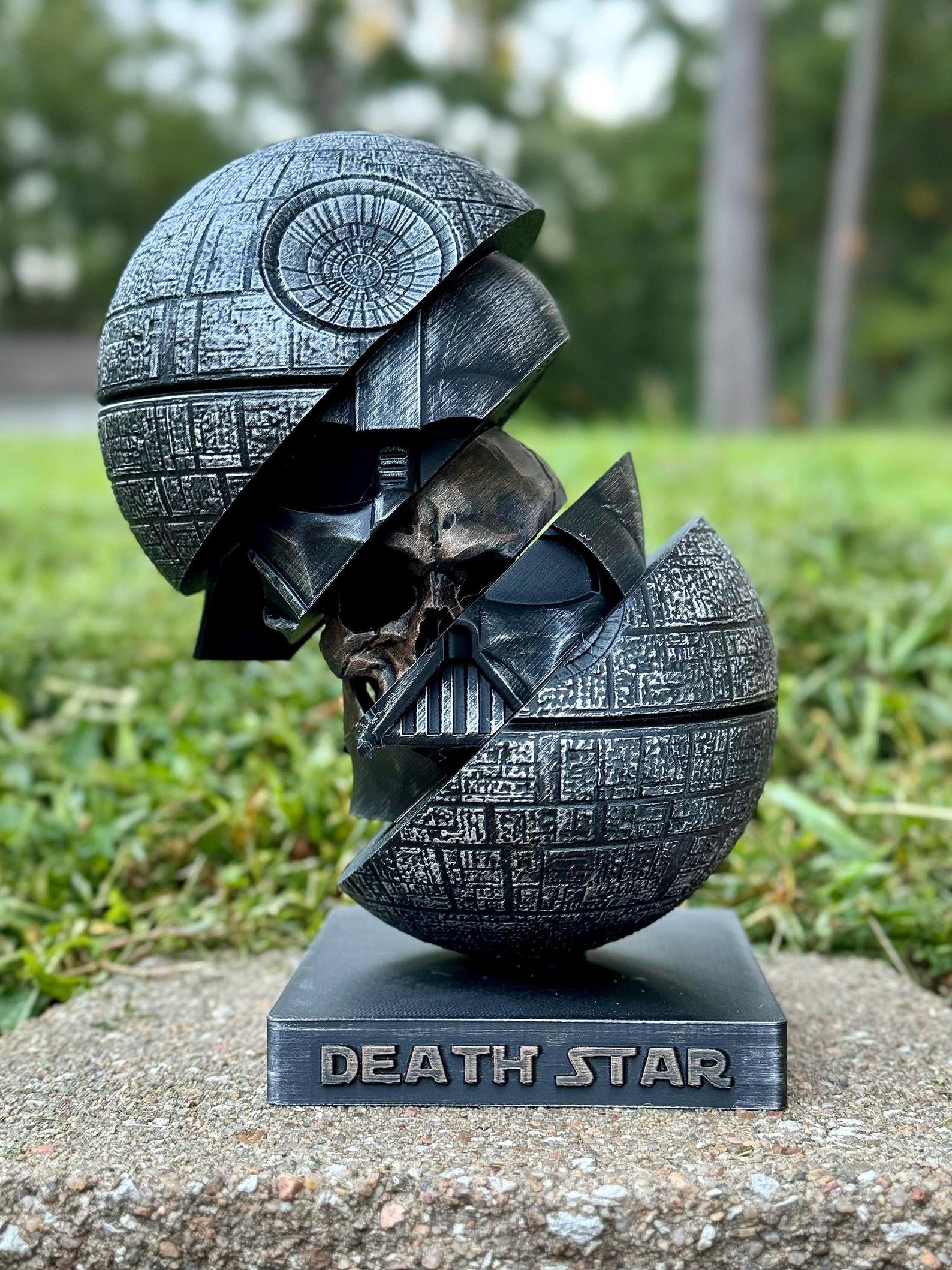SW Death Star Darth Vader Skull Figurine 1