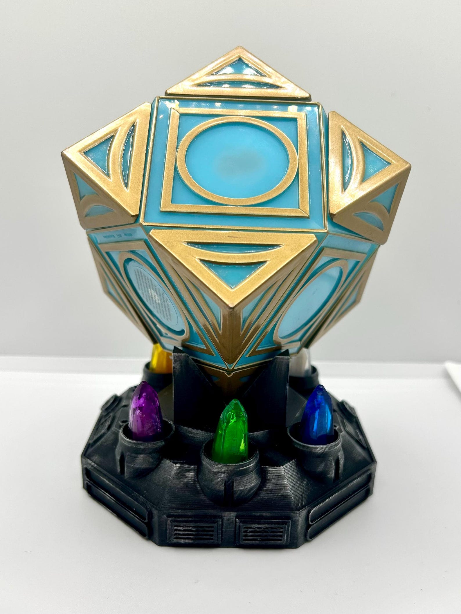 SWGE Holocron and Kyber Crystal Stands Set 1