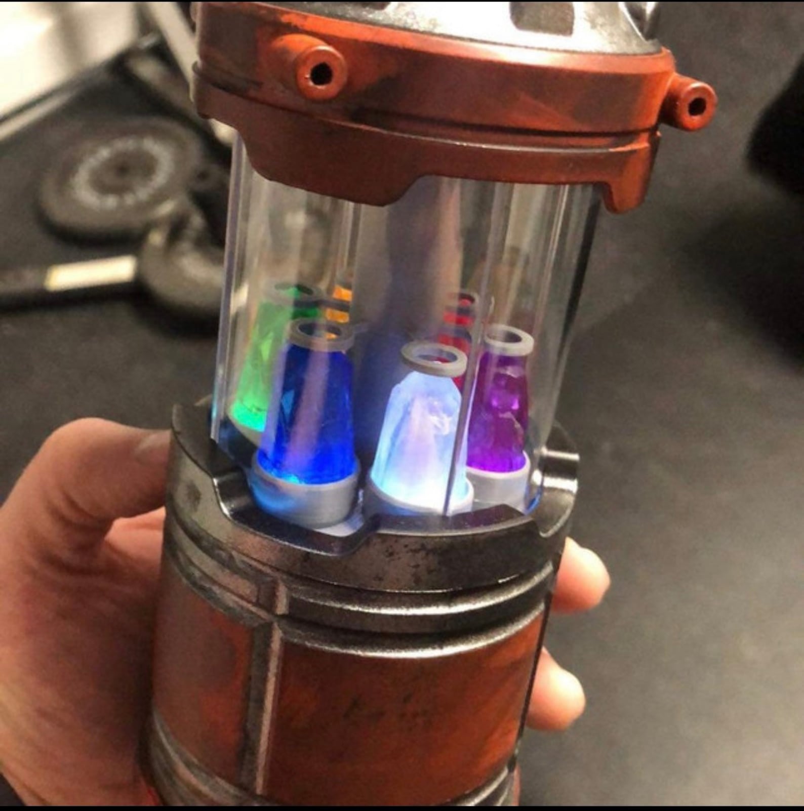 SWGE Kyber Crystal Display Holder 2