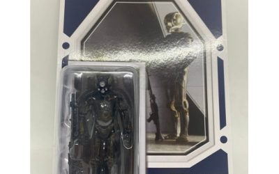 New Star Wars Galaxy's Edge Droid Depot 4-LOM Figure available now!