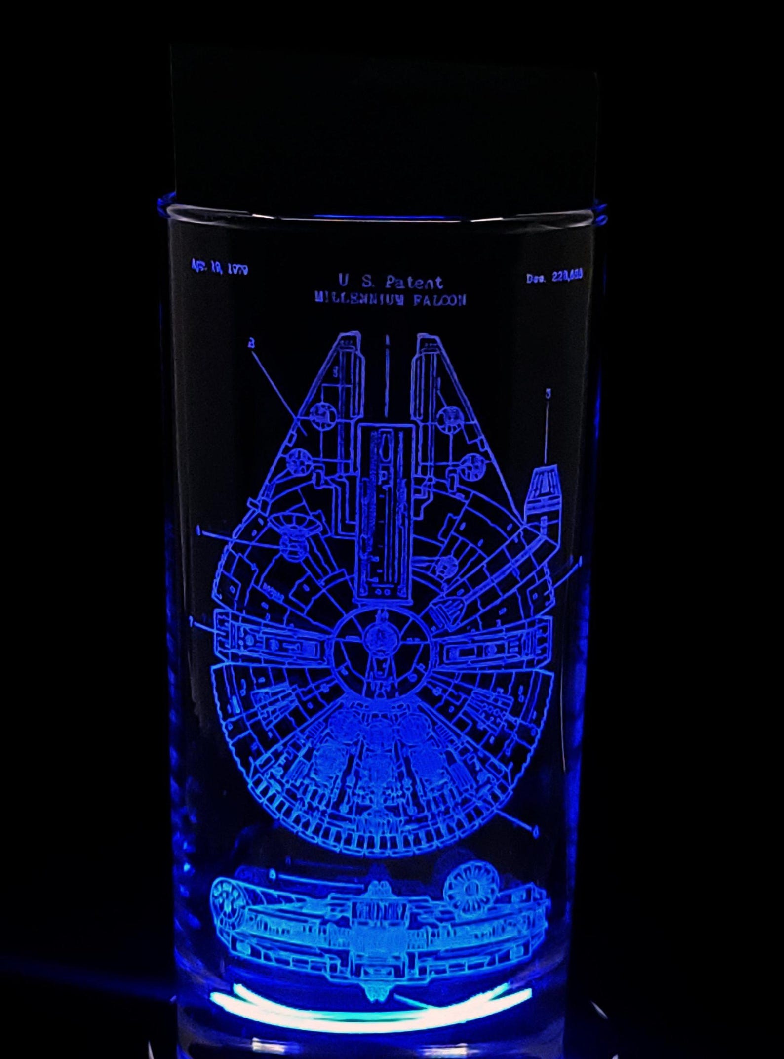 SW Laser Etched Millennium Falcon Glass Tumbler 4