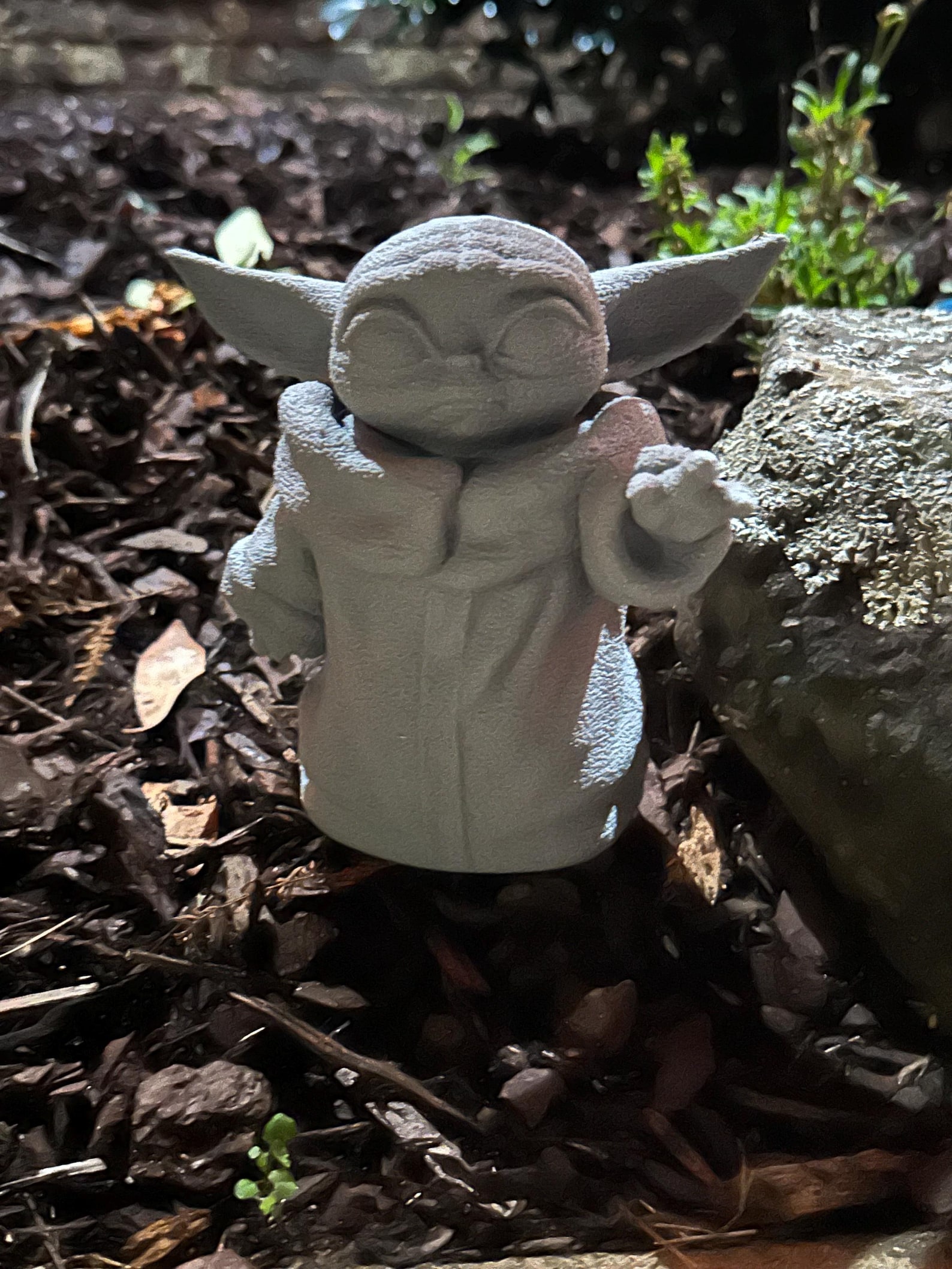 TM The Child (Grogu) Garden Decor Statue 3
