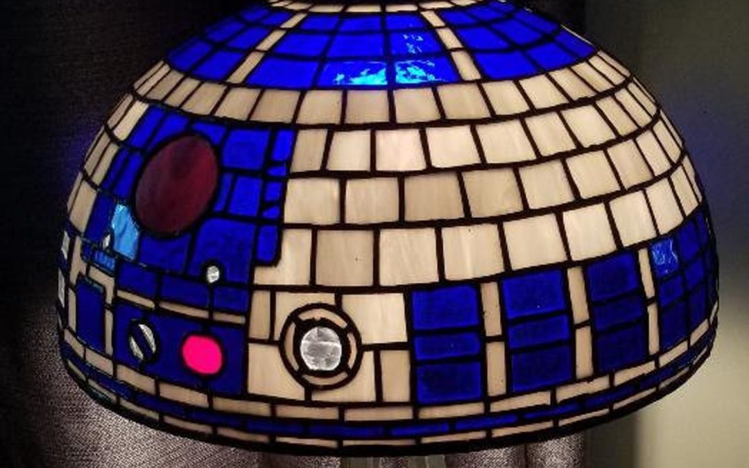 New Star Wars R2-D2 Tiffany Style Lamp Shade available now!