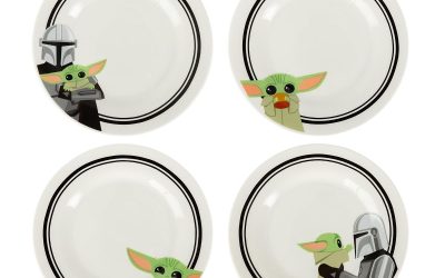 New The Mandalorian Din Djarin and The Child (Grogu) 4-Piece 8-Inch Dinner Plate Set available!