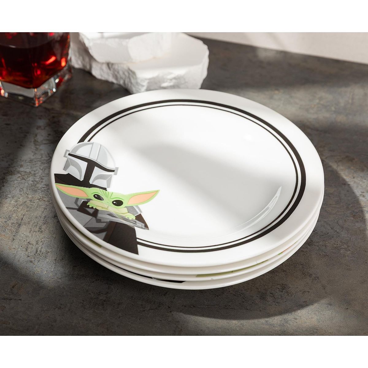 TM Din Djarin and The Child (Grogu) 4-Piece 8-Inch Dinner Plate Set 3