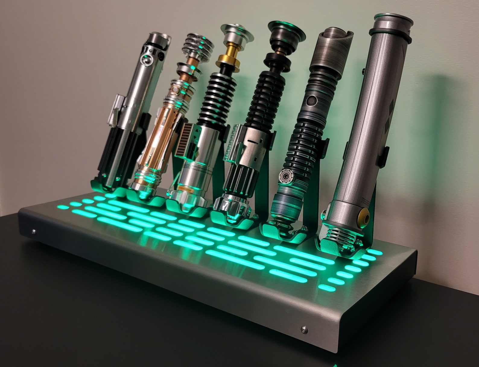 SW 6 Lightsaber Vertical Display Stand with LED Lights Stainless Cover 1