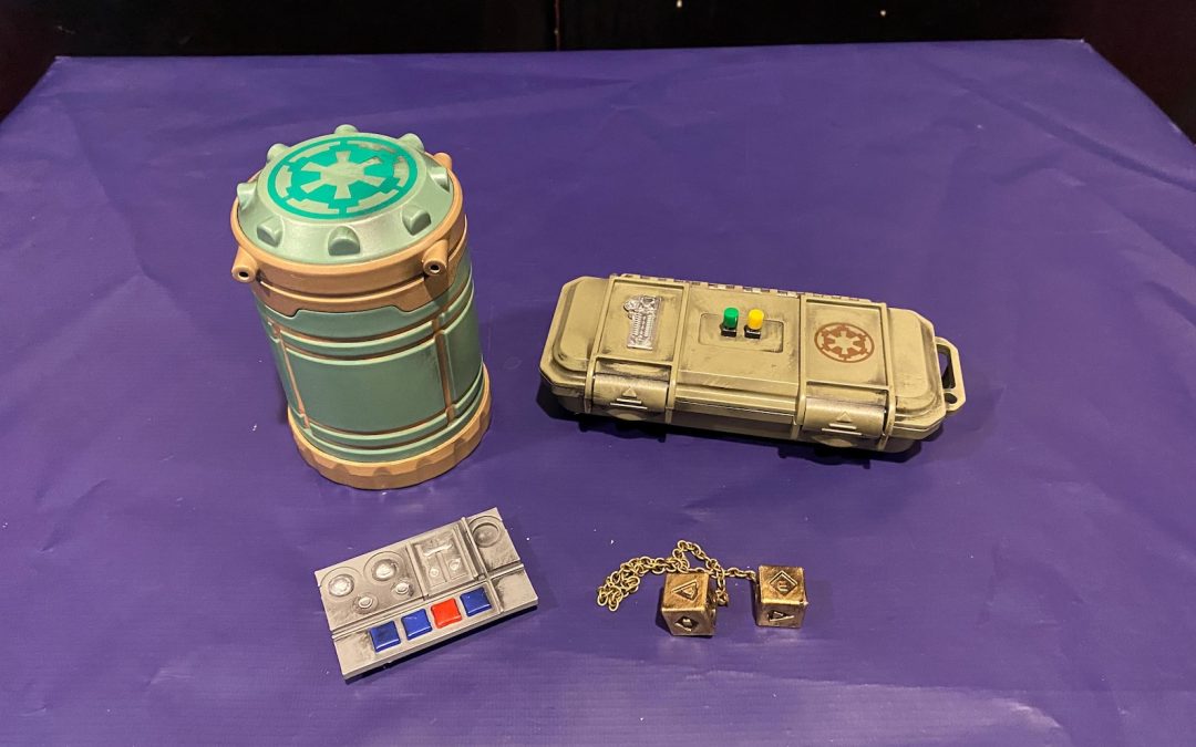 New Star Wars Jedi Lightsaber Kyber Crystal Case and Inspired Lantern Set available now!