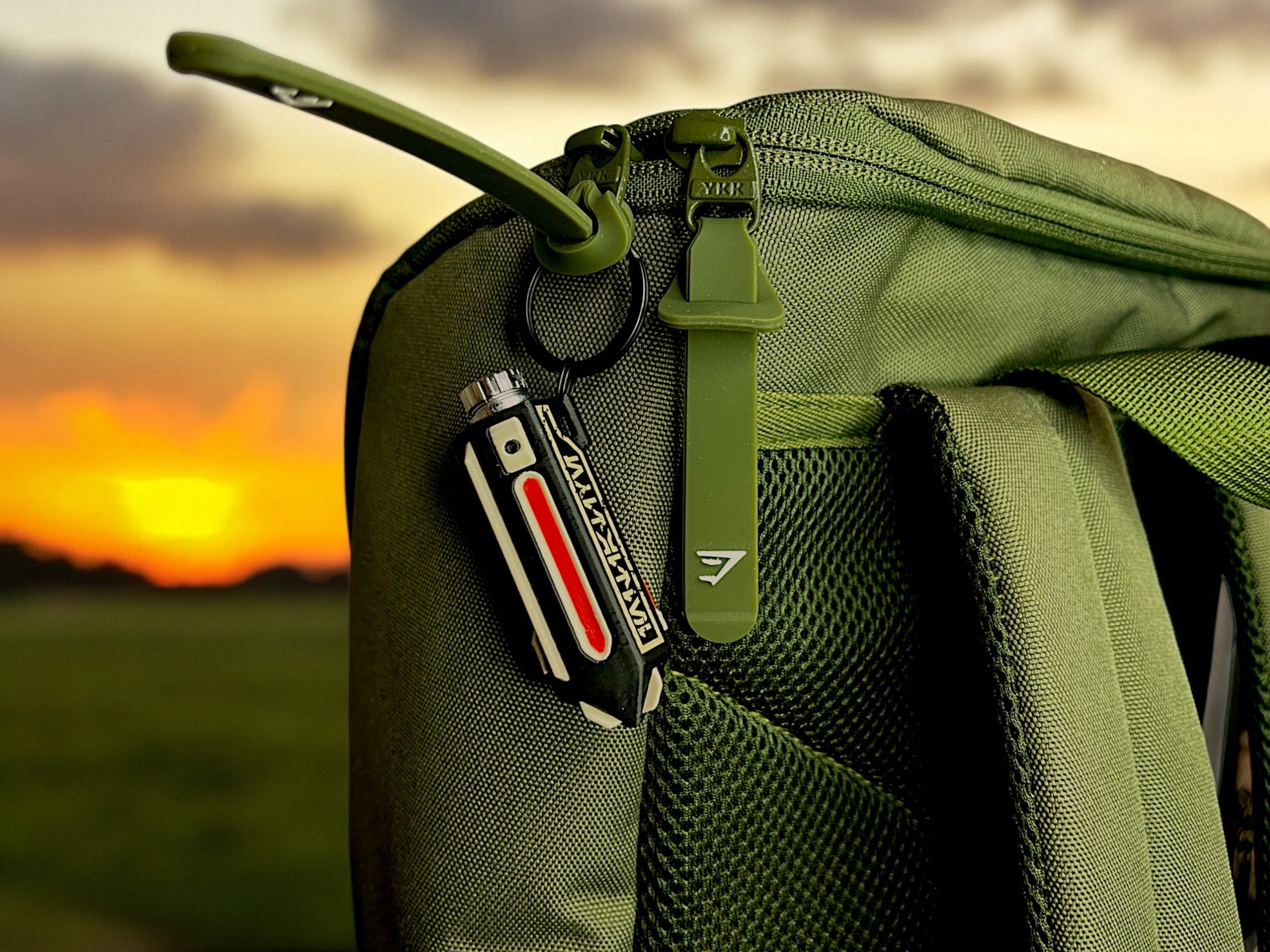 SW Kyber Fuel Cell Glowing LED Fidget Keychain 3