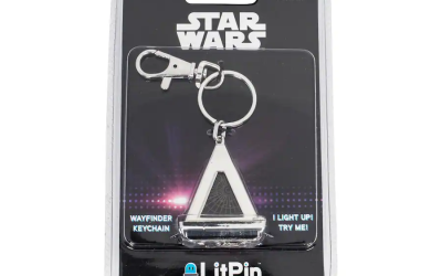 New The Rise of Skywalker Light-Up Wayfinder Car & Backpack Keychain Ring available!