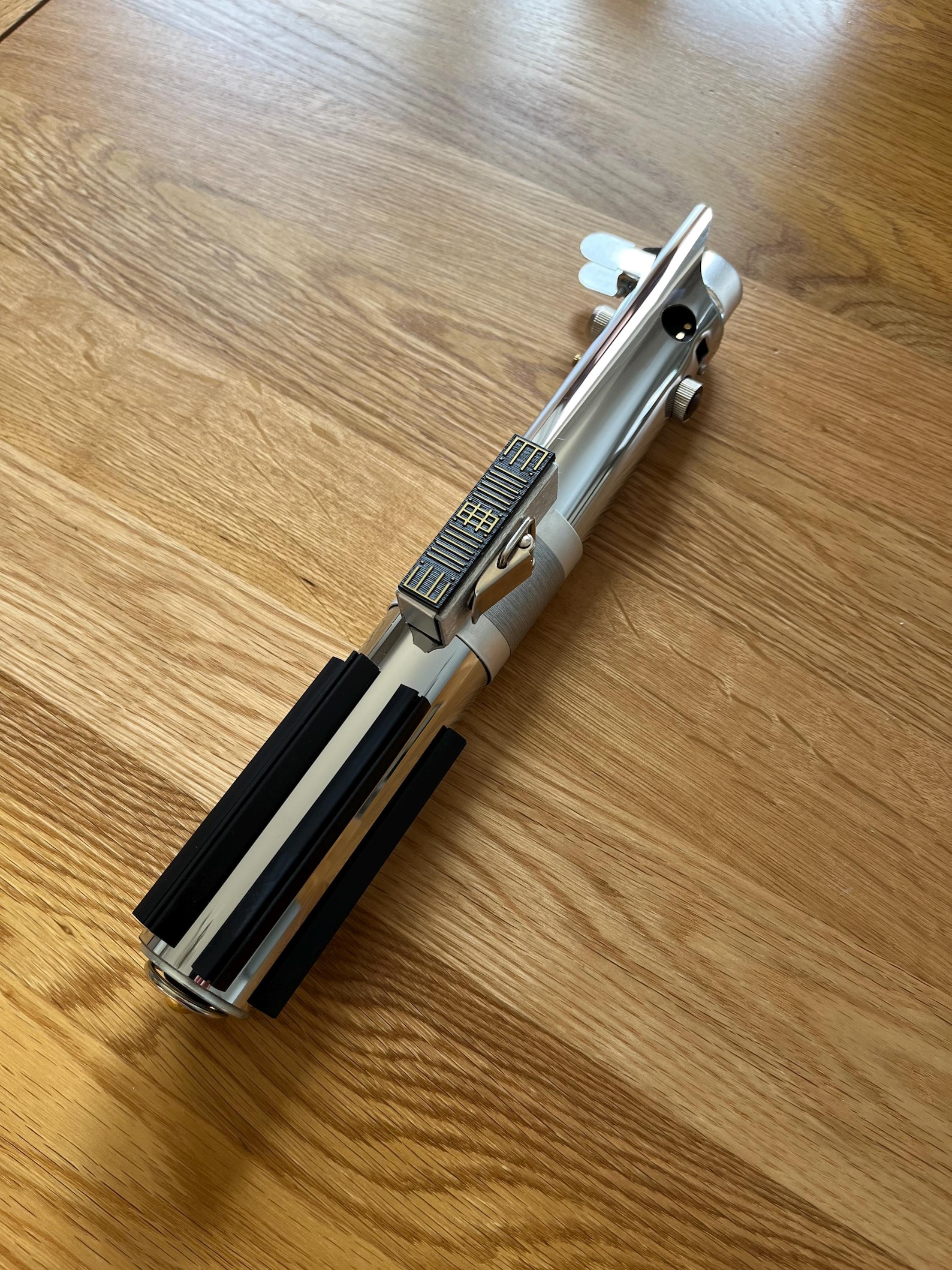 ROTS Anakin Skywalker's Lightsaber Prop Replica 1