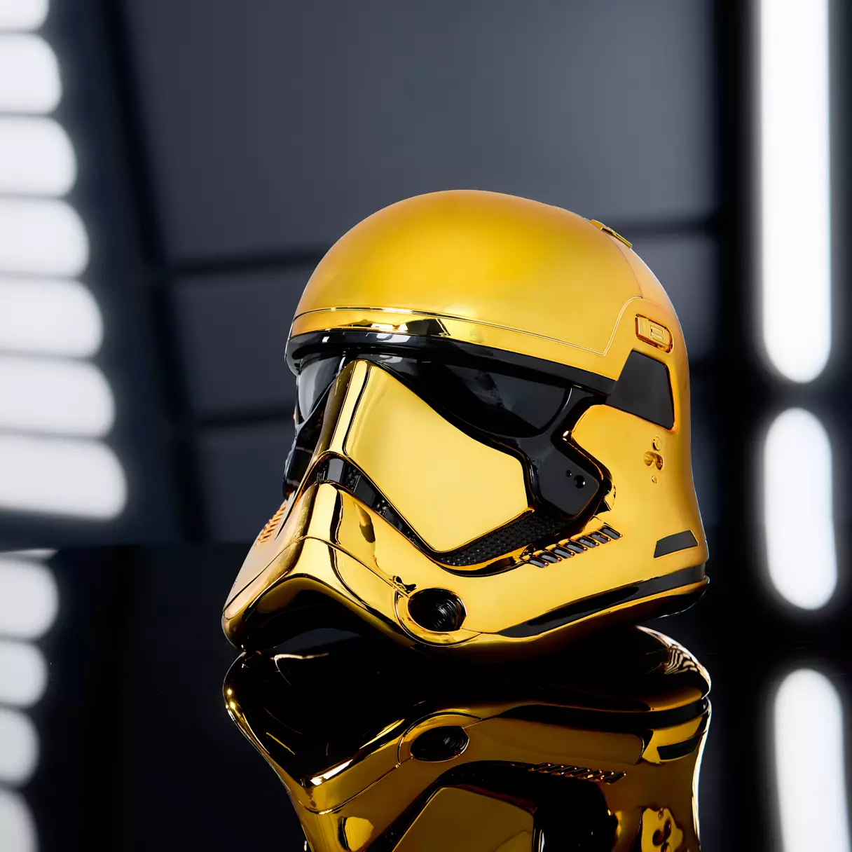 SWR Commander Pyre Voice-Changing Helmet 3