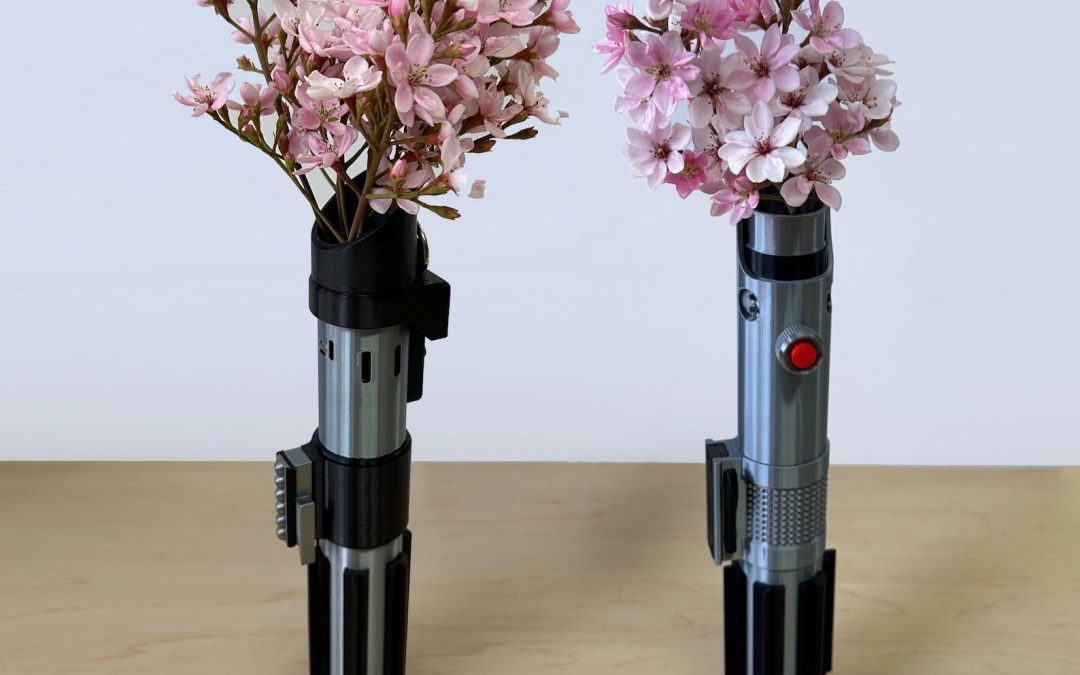 New Star Wars 3D Printed Lightsaber Replica Hilts Flower Vases Set available now!