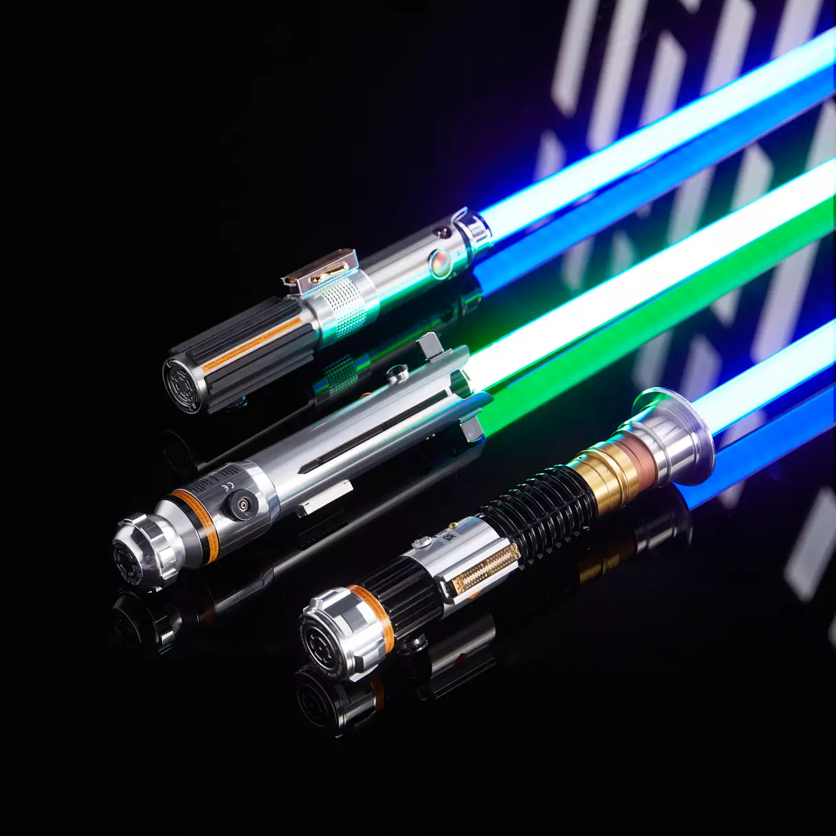 SWTCW Legacy Lightsaber Hilt Set 4