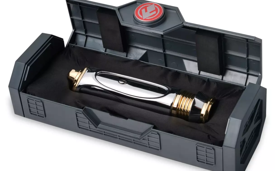 New Star Wars Galaxy's Edge Darth Sidious Legacy Lightsaber Hilt available now!
