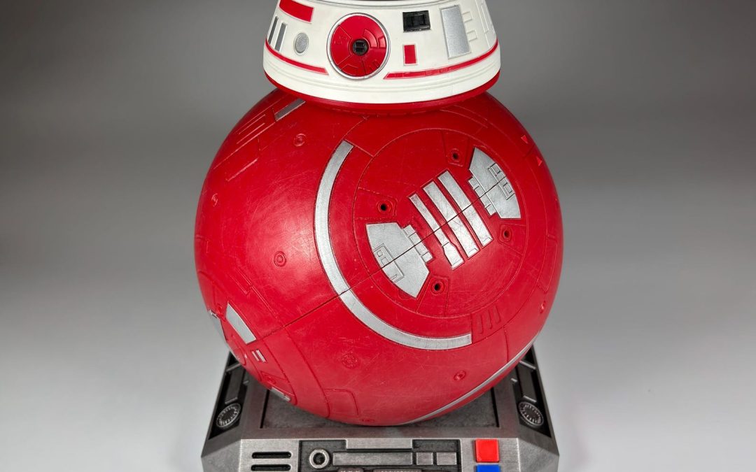 New Star Wars Galaxy's Edge BB Unit Droid Toy Display Stand available now!