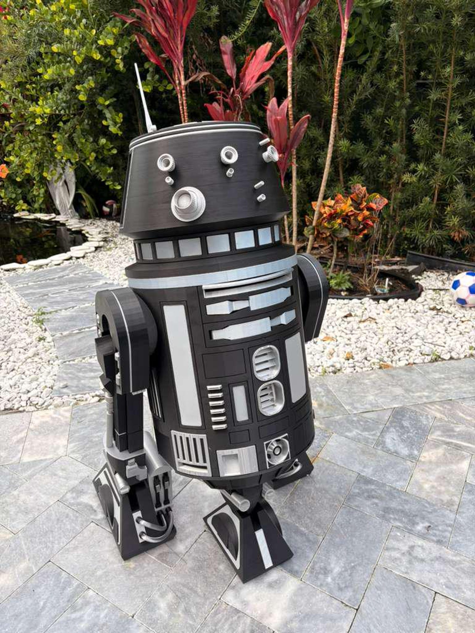 SW R2-Q5 Astromech Droid 43" Life Size 3D Printed Statue 2