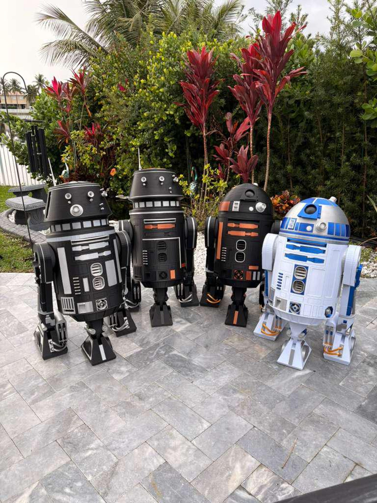 SW R2-Q5 Astromech Droid 43" Life Size 3D Printed Statue 4