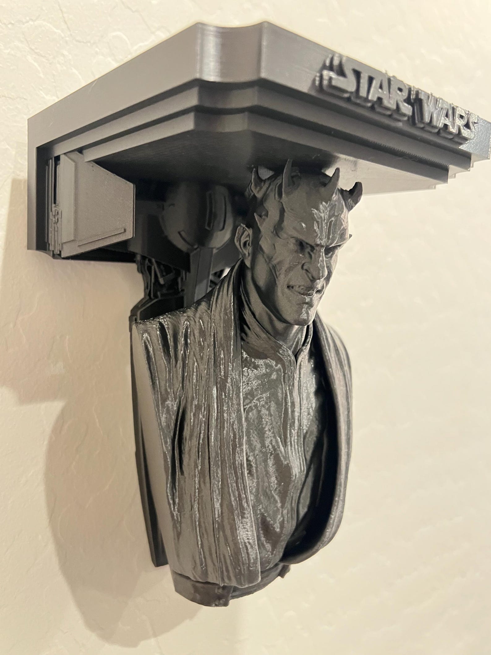 SW Darth Maul Scimitar Like Collectible Wall Shelf 3