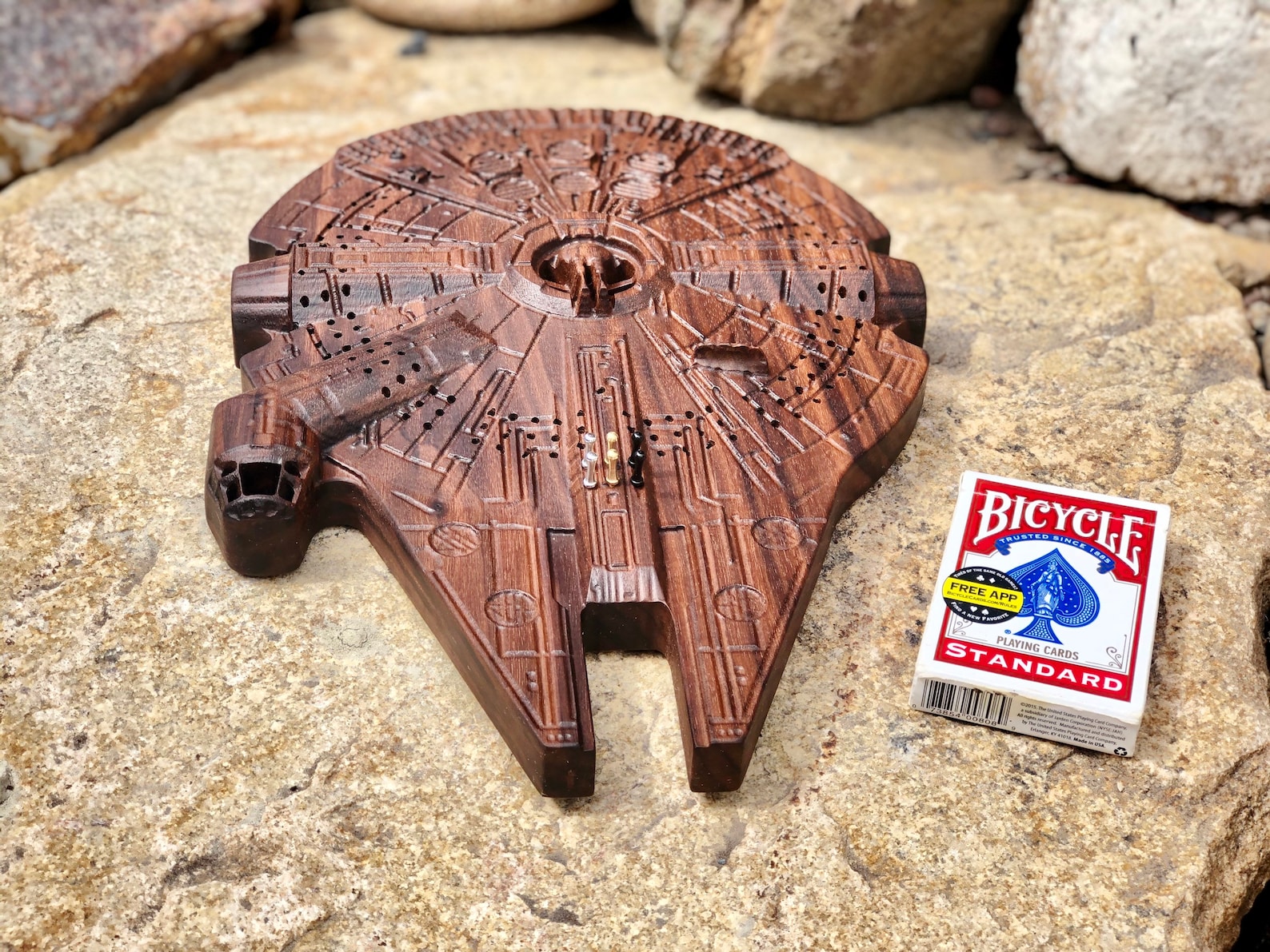 SW Millennium Falcon Customized Cribbage Board 2