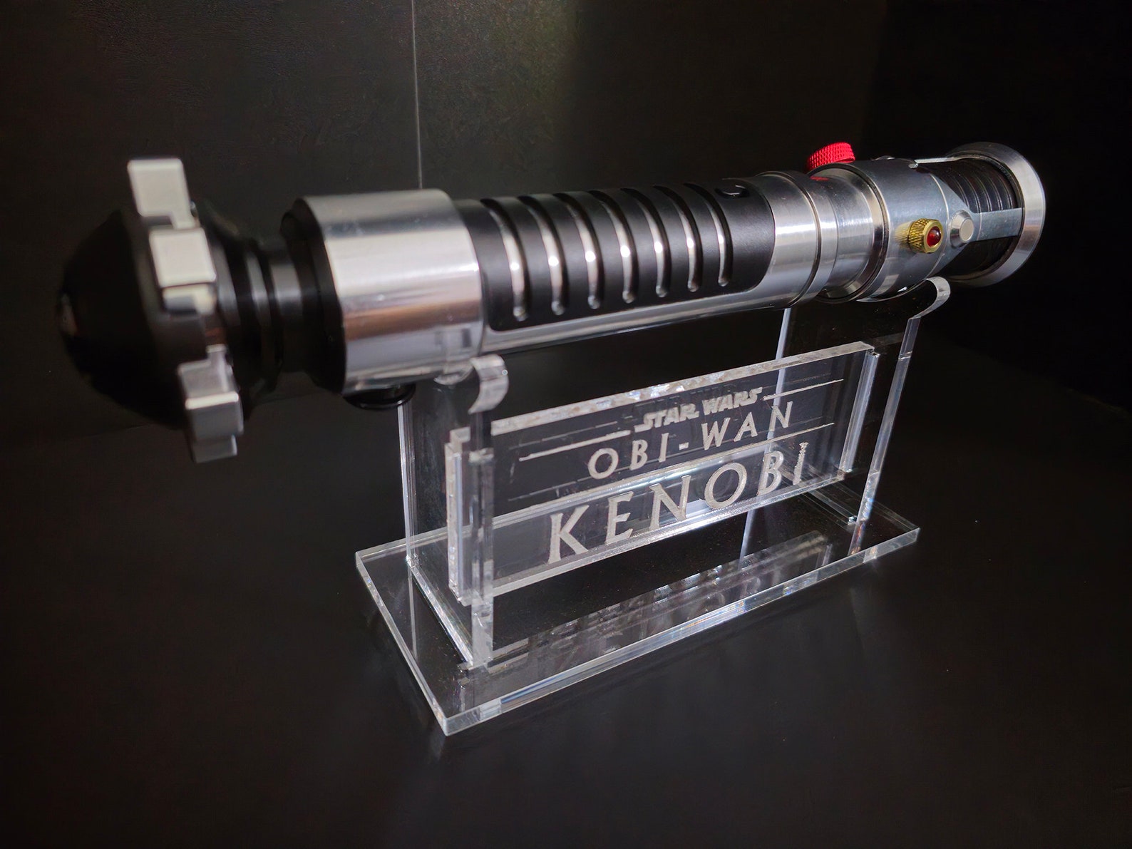 SW Clear Acrylic Lightsaber Stands Set 1