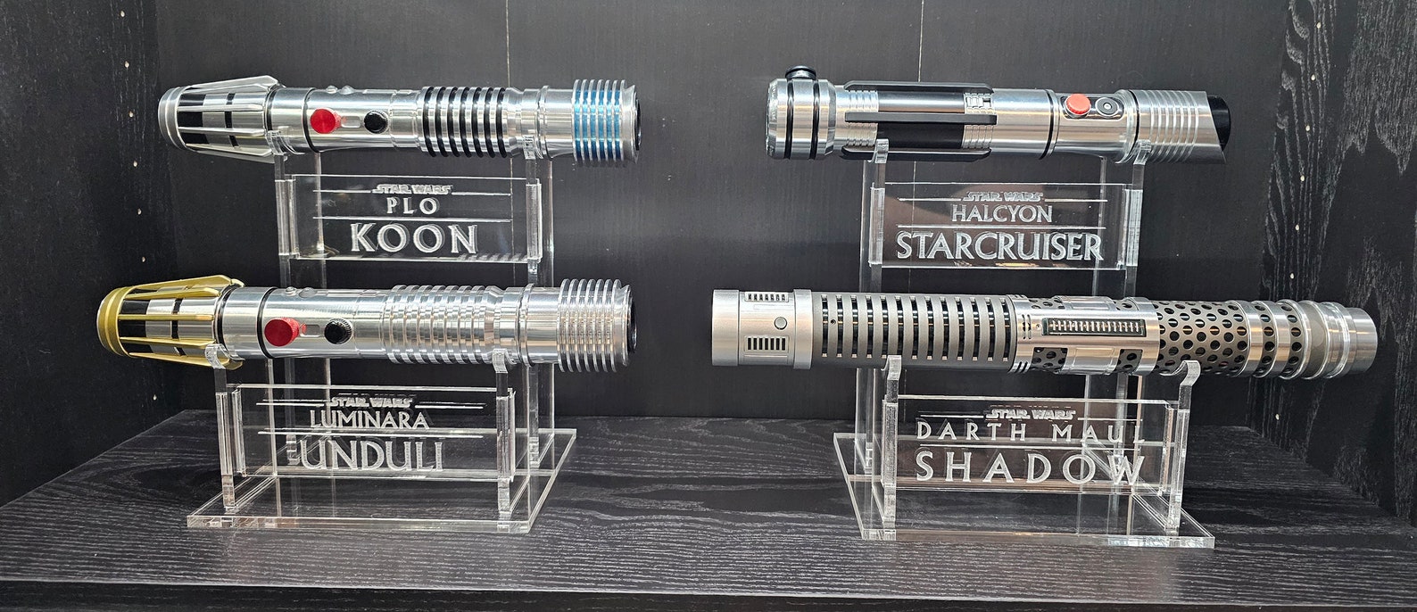 SW Clear Acrylic Lightsaber Stands Set 3