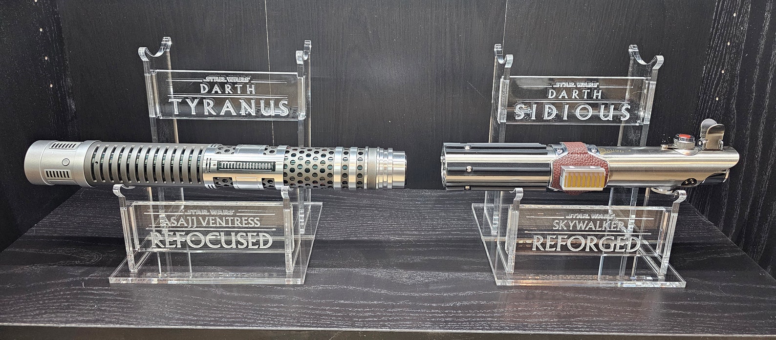 SW Clear Acrylic Lightsaber Stands Set 4