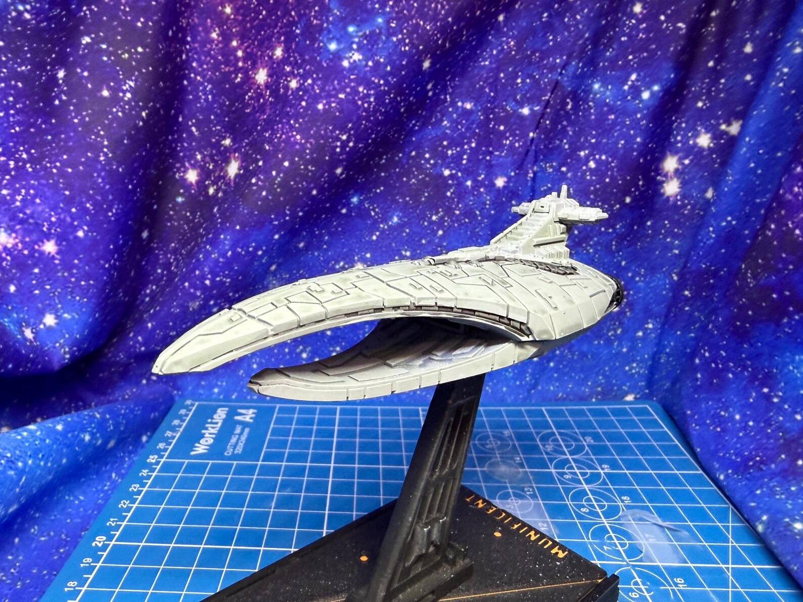 SWOld Republic Sith Interdictor Cruiser Game Piece 2